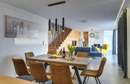 Liznjan Casa | 140 m² Casa ∙ 4 habitaciones ∙ 8 huéspedes