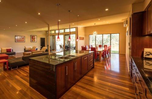 Bowhill Casa | 141 Providence Drive, Bowhill