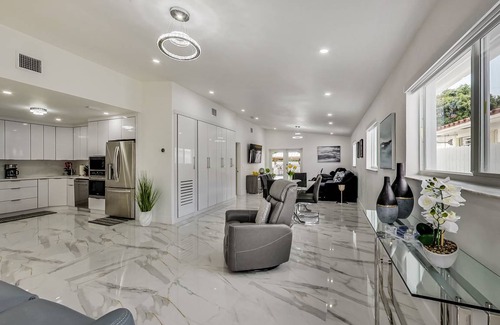 Hialeah Casa | 149 m² Casa ∙ 3 habitaciones ∙ 8 personas