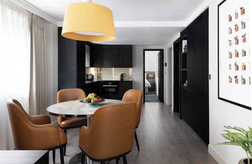 Knightsbridge Hotel | 15 Basil Street