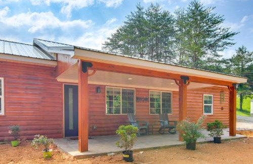 Newport Casa | 15 Mi to Pigeon River Rafting Newly Built Cabin!