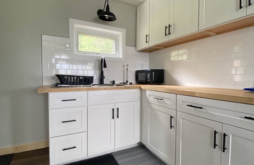 Burlington Flats Casa | 15 Miles to Cooperstown! Summer Baseball Rental Available!