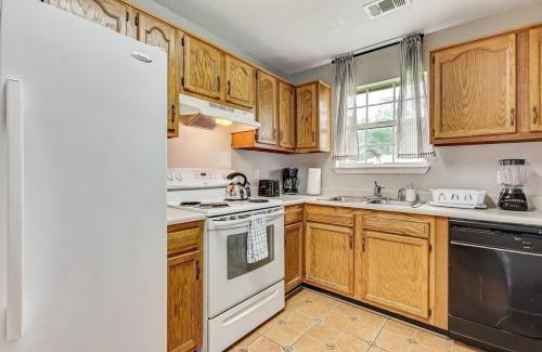 Savannah Casa | 15 Mins to Hospital&Downtown! Brandlewood Bungalow