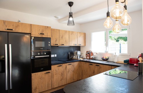 Etercy Casa | 15 minutes from Annecy, lovely 4-bedroom villa with private garden