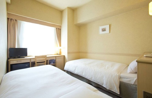 Naka Ward Hotel | 15 square meters smoking compact twin 10 ocloc / Hamamatsu Shizuoka