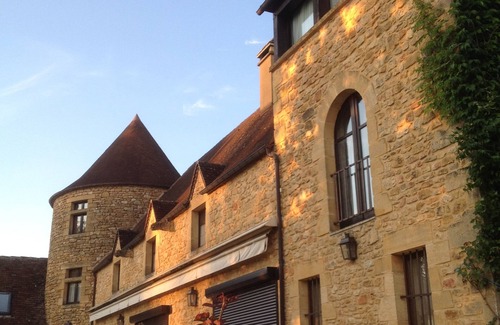 Sarlat-la-Caneda Casa | 15min SARLAT MANOIR with SWIMMING POOL 7Cb-7sb, WIFI + HOUSEHOLD INCLUDED