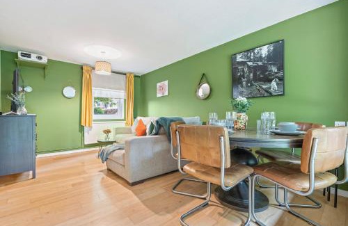 Chaucer Apartamento | 15PercentOff- Luxe 4Beds home in London Bridge w Parking, Pets & Netflix-Mobile&Genius Offers!