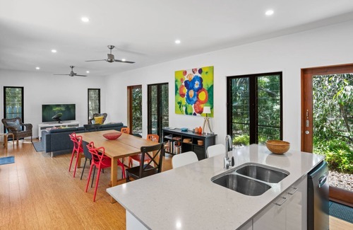 Rainbow Beach Casa | 16 Ibis Court - Rainbow Shores