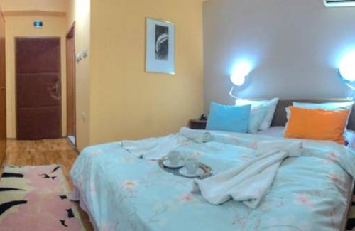Centar Complejo | 16 m² Habitación privada ∙ 4 habitaciones ∙ 2 huéspedes