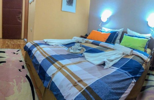 Centar Complejo | 16 m² Habitación privada ∙ 4 habitaciones ∙ 2 huéspedes