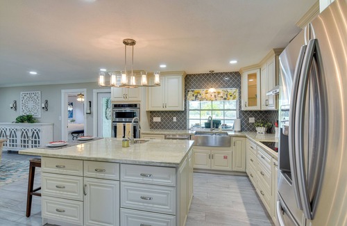 Plantation Casa | 16 Mi to Fort Lauderdale: Florida Escape w/ Pool!