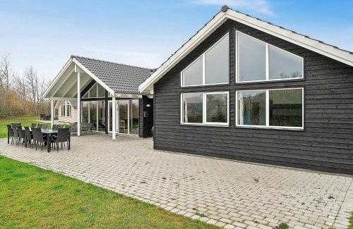 Olpenitz Casa | 16 person holiday home in Hasselberg