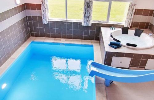 Olpenitz Casa | 16 person holiday home in Hasselberg