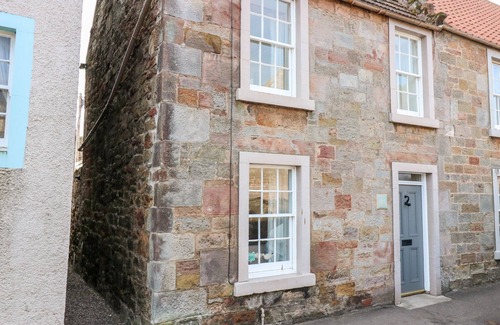 Crail Cabaña | 16 WESTGATE SOUTH, family friendly, country holiday cottage in Crail