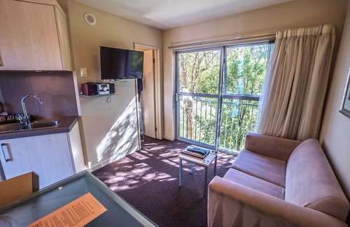 Riccarton Hotel | 162 Kings of Riccarton Motel