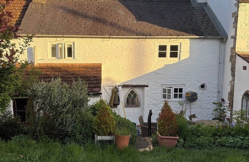Gawcott Cabaña | 16th century lace makers cottage in the heart of rural England
