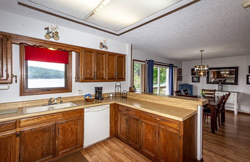 Hot Springs Village Casa | Vistas al canal principal del lago DeSoto con muelle