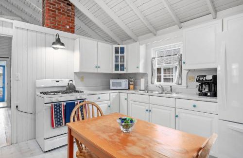 Brewster Casa | 17 Captain Dunbar Road Brewster - Prestons Haven