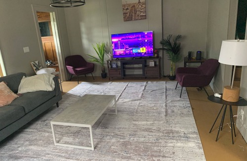 Niles Casa | 17 Hearts: A Home Away From Home.