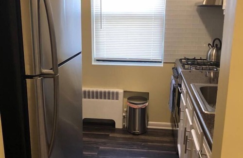 Industry Apartamento | 1703 5G · Blue Gem 2bed Apt-20 min a NYC / Estacionamiento disponible.