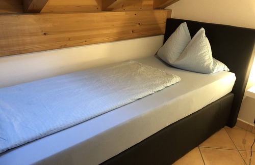 Unterammergau Apartamento | 175sqm vacation apartment mountain view for 12- max. 14 persons