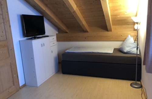Unterammergau Apartamento | 175sqm vacation apartment mountain view for 12- max. 14 persons