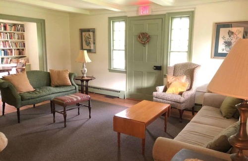 Canaan Otro | 1789 Shaker Farmhouse in Berkshires/Hudson Valley