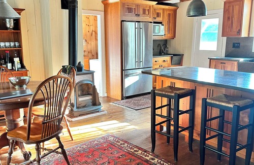 Harpersfield Casa | 1790 SugarMaple Farmhouse: Sauna/115 Acres