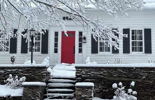 Harpersfield Casa | 1790 SugarMaple Farmhouse: Sauna/115 Acres