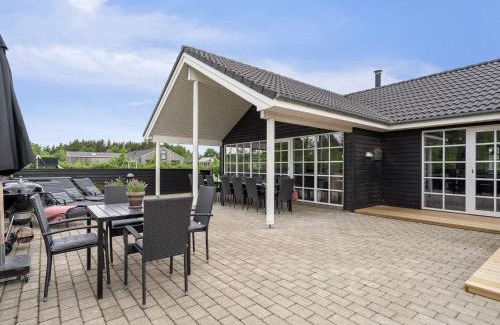 Houstrup Casa | 18 person holiday home in Nørre Nebel