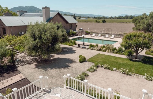 Napa Valley Otro | 1800 Granja en Pintoresco Viñedo