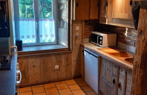 Saint-Donat Otro | 1802 Auvergne house