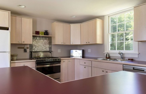 New Marlborough Otro | 1847 New Marlborough Farmhouse. a 4-BR home right in our quiet village.