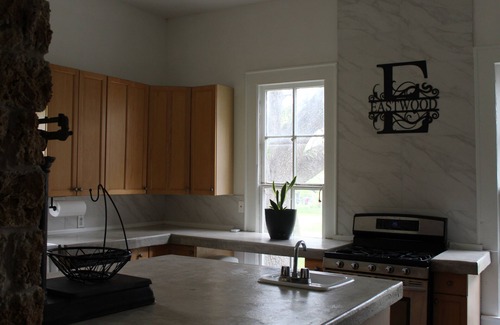 San Marcos Casa | 1850 Farmhouse with 7 bedrooms & 8 bathrooms - Eastwood Hill