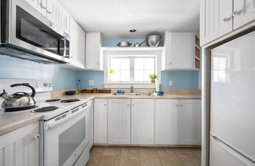 Ellenville Casa | 1880's Farmhouse, W/Private stream & Hot Tub