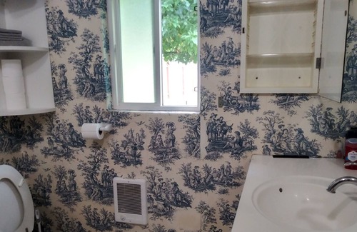 Wamic Casa | 1890's Victorian Home on the Oregon Trail