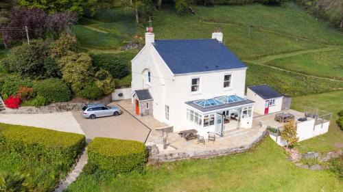 Totnes Casa | 18th-century Farmhouse With Countryside Views