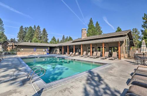 Century West Apartamento | 19 Mi to Mt Bachelor Ski Resort Condo with Grill