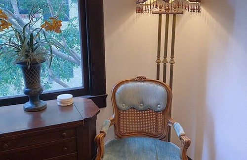 Alamitos Beach Condominio | 1920'S ANTIQUE FLAT - DOWNTOWN, ACROSS FROM OCEAN/CONVENTION CENTER