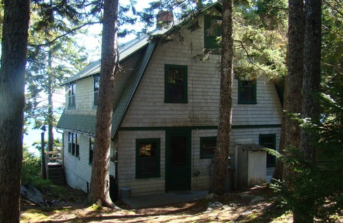 Brooksville Cabaña | 1930 Privado Cabaña frente al mar con muelle de aguas profundas
