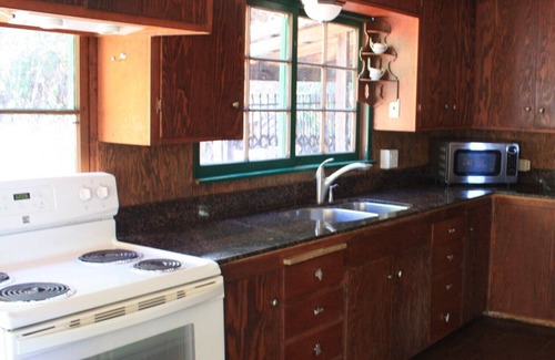 Clearlake Cabina | 1930's Rustic Cabin en Private Honeymoon Cove Estate Duermen 11