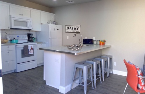 Tulsa Cabaña | 1938 Encantador y acogedor centro urbano encantador cerca del recinto ferial / Ruta 66