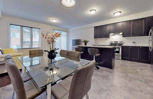 Aurora Casa | 195 Brand new 3 Bedroom Townhouse