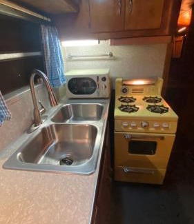 Durham Casa | 1951 Spartan Aircraft Cottage Durham NC