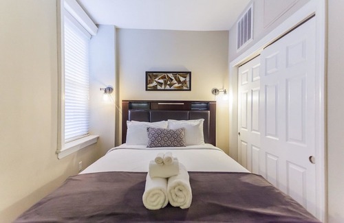 Rittenhouse Row Apartamento | 1955 Rittenhouse - 3F