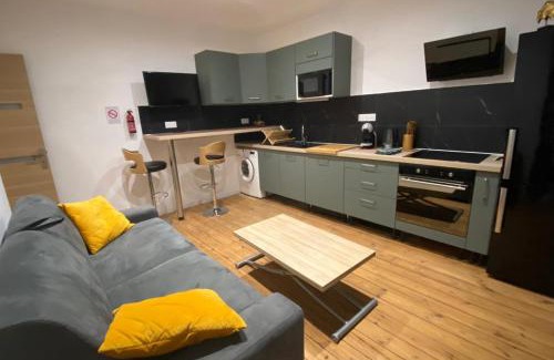Tulle Apartamento | 19B - Le Bastille a cosy apartment in a great location