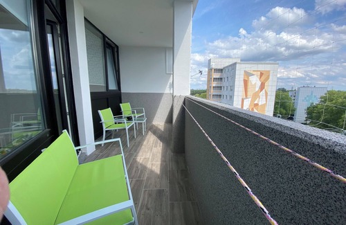 Hochheide Apartamento | 1A apartment 85m2 -up to 6 persons with balcony and elevator fast WLAN