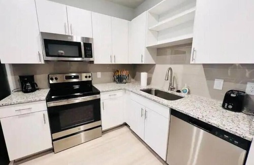 Eatonville Apartamento | 1BD/1BA Resort-Style Haven in Orlando, FL