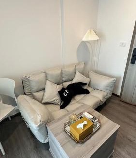 Anusawari Apartamento | 1Bed Room Near Airport DMK BTS Swimming Pool Gym Monthly rental