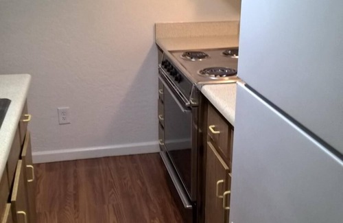 Surprise Condominio | 1 DORMITORIO + DEN CONDO por SUNCITIES en SORPRESA